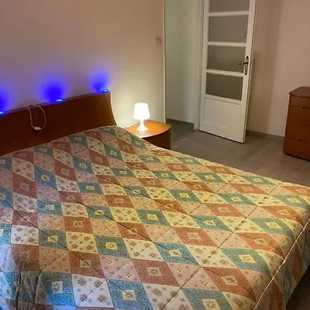 شقة Tirreno تورينو